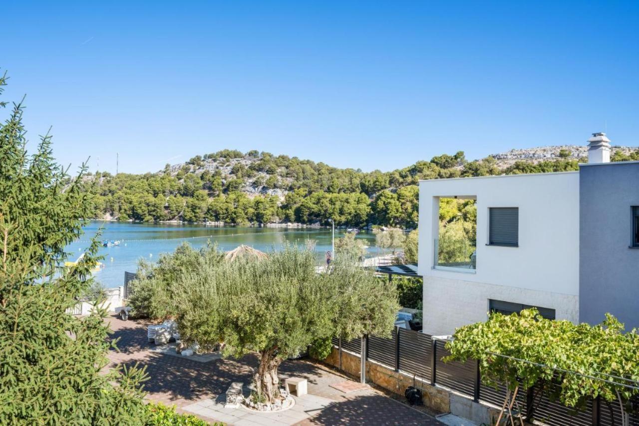 Villa Australia Жаборич Екстериор снимка