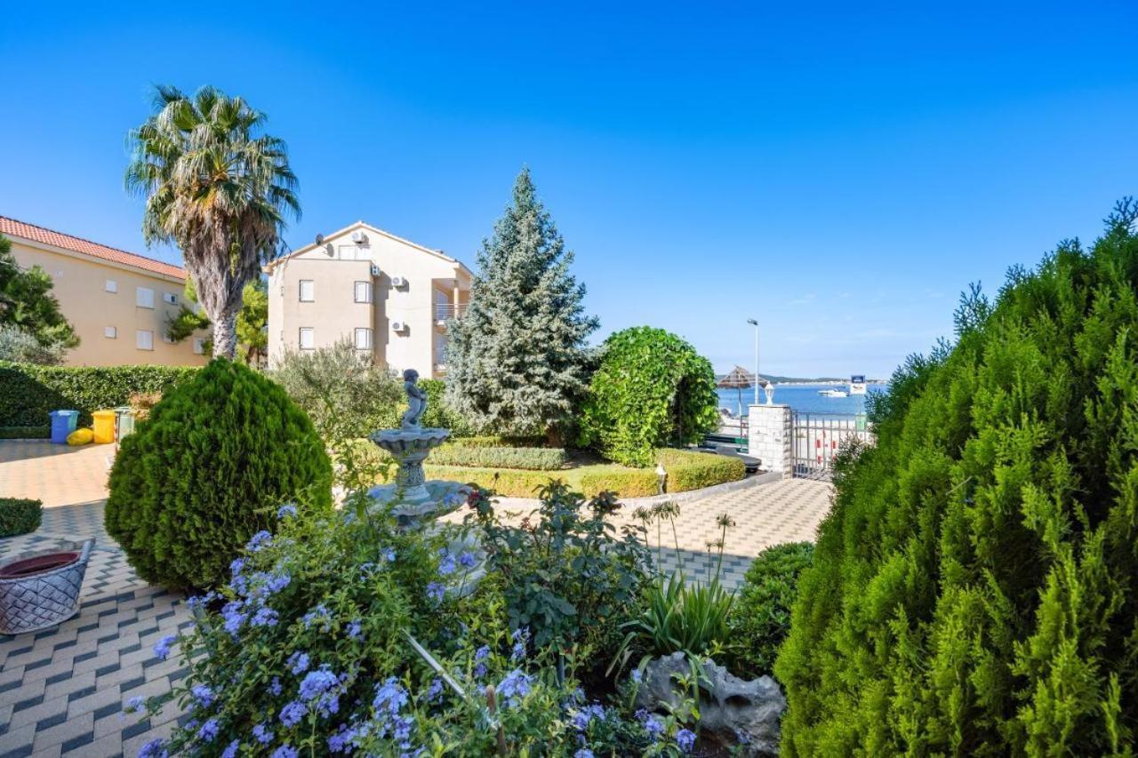 Villa Australia Жаборич Екстериор снимка